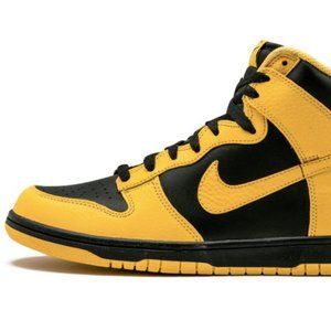 Nike Dunk Low (NFL Pittsburgh Steelers) iD Women's Shoe